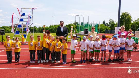 Chełm. Olimpiada Przedszkolaków na stadionie lekkoatletycznym przy II LO [GALERIA ZDJĘĆ]