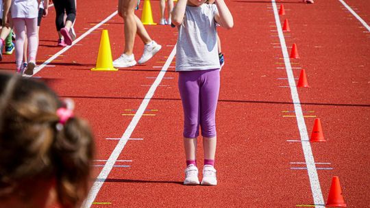 Chełm. Olimpiada Przedszkolaków na stadionie lekkoatletycznym przy II LO [GALERIA ZDJĘĆ]