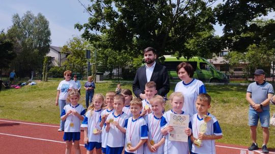 Chełm. Olimpiada Przedszkolaków na stadionie lekkoatletycznym przy II LO [GALERIA ZDJĘĆ]