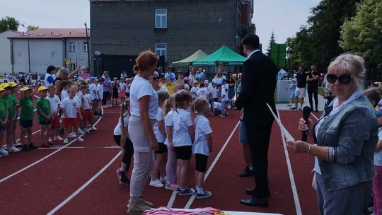 Chełm. Olimpiada Przedszkolaków na stadionie lekkoatletycznym przy II LO [GALERIA ZDJĘĆ]