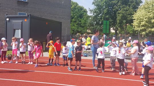 Chełm. Olimpiada Przedszkolaków na stadionie lekkoatletycznym przy II LO [GALERIA ZDJĘĆ]