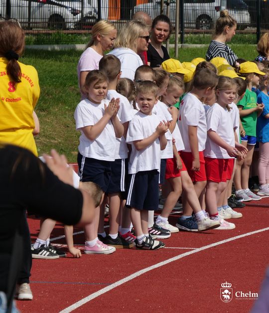 Chełm. Olimpiada Przedszkolaków na stadionie lekkoatletycznym przy II LO [GALERIA ZDJĘĆ]