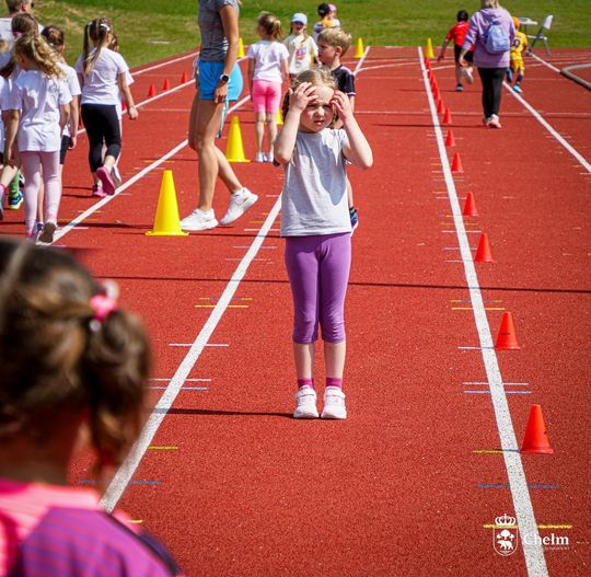 Chełm. Olimpiada Przedszkolaków na stadionie lekkoatletycznym przy II LO [GALERIA ZDJĘĆ]