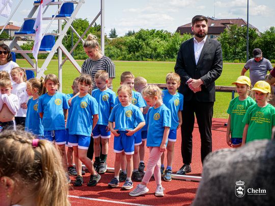 Chełm. Olimpiada Przedszkolaków na stadionie lekkoatletycznym przy II LO [GALERIA ZDJĘĆ]