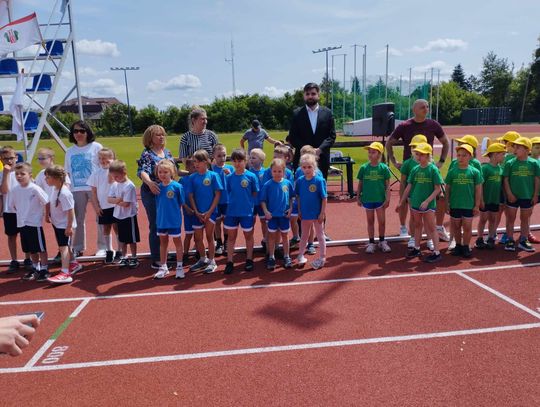 Chełm. Olimpiada Przedszkolaków na stadionie lekkoatletycznym przy II LO [GALERIA ZDJĘĆ]