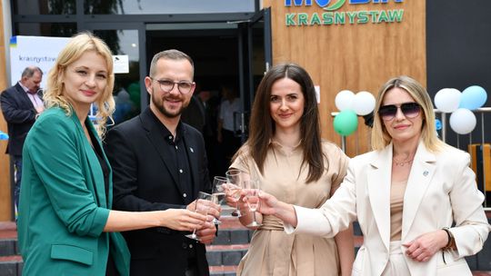 Basen w Krasnymstawie oficjalnie otwarty! [GALERIA ZDJĘĆ]