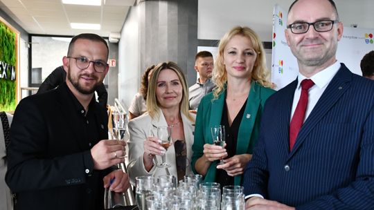 Basen w Krasnymstawie oficjalnie otwarty! [GALERIA ZDJĘĆ]