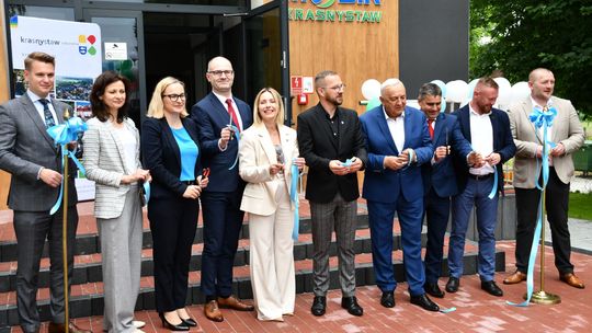 Basen w Krasnymstawie oficjalnie otwarty! [GALERIA ZDJĘĆ]