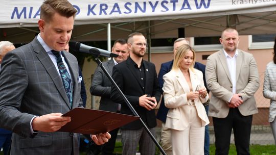 Basen w Krasnymstawie oficjalnie otwarty! [GALERIA ZDJĘĆ]