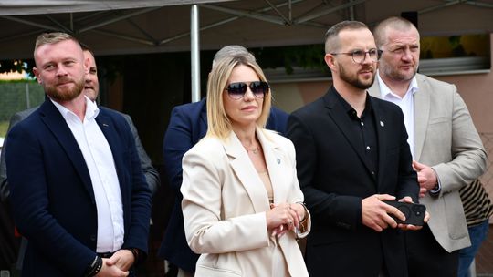 Basen w Krasnymstawie oficjalnie otwarty! [GALERIA ZDJĘĆ]