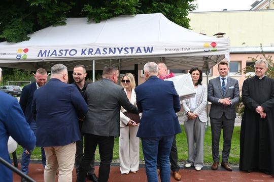 Basen w Krasnymstawie oficjalnie otwarty! [GALERIA ZDJĘĆ]