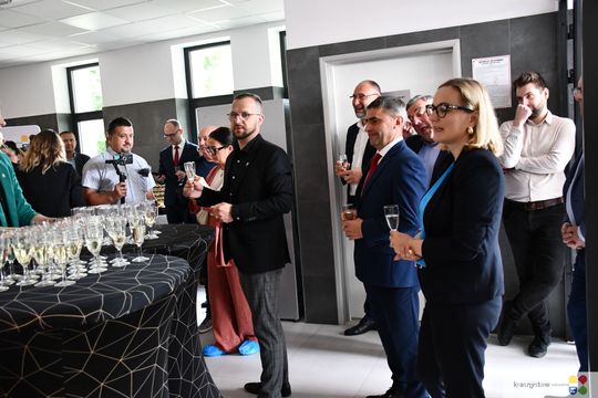 Basen w Krasnymstawie oficjalnie otwarty! [GALERIA ZDJĘĆ]