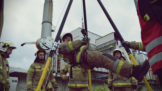 Pow. krasnostawski. Pożary, ewakuacje, ratunek z wysokości - ochotnicy w ogniu ćwiczeń. Pokazali, na co ich stać! [ZDJĘCIA]