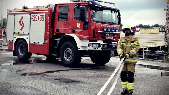 Pow. krasnostawski. Pożary, ewakuacje, ratunek z wysokości - ochotnicy w ogniu ćwiczeń. Pokazali, na co ich stać! [ZDJĘCIA]
