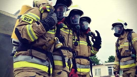 Pow. krasnostawski. Pożary, ewakuacje, ratunek z wysokości - ochotnicy w ogniu ćwiczeń. Pokazali, na co ich stać! [ZDJĘCIA]