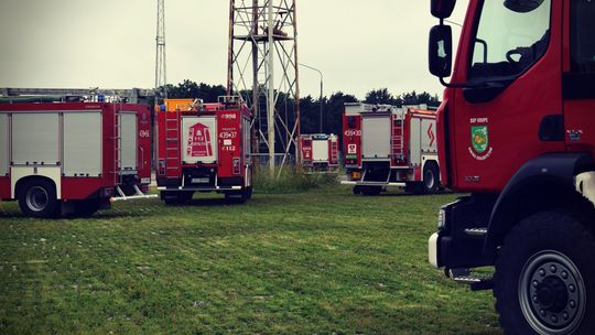 Pow. krasnostawski. Pożary, ewakuacje, ratunek z wysokości - ochotnicy w ogniu ćwiczeń. Pokazali, na co ich stać! [ZDJĘCIA]