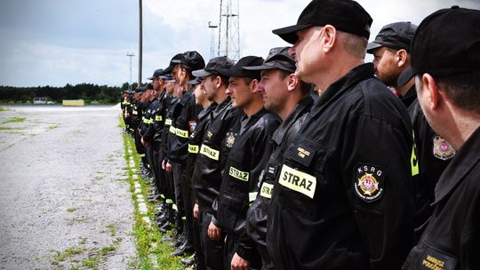 Pow. krasnostawski. Pożary, ewakuacje, ratunek z wysokości - ochotnicy w ogniu ćwiczeń. Pokazali, na co ich stać! [ZDJĘCIA]