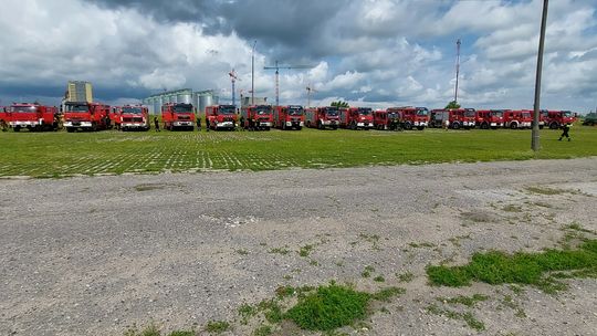 Pow. krasnostawski. Pożary, ewakuacje, ratunek z wysokości - ochotnicy w ogniu ćwiczeń. Pokazali, na co ich stać! [ZDJĘCIA]