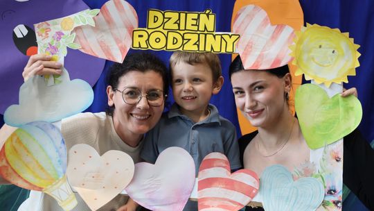 Radosny Dzień Rodziny w Szkole Podstawowej w Leśniowicach [GALERIA ZDJĘĆ]