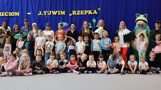 Radosny Dzień Rodziny w Szkole Podstawowej w Leśniowicach [GALERIA ZDJĘĆ]