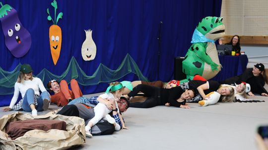 Radosny Dzień Rodziny w Szkole Podstawowej w Leśniowicach [GALERIA ZDJĘĆ]