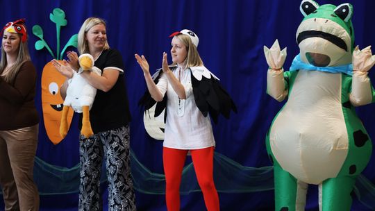 Radosny Dzień Rodziny w Szkole Podstawowej w Leśniowicach [GALERIA ZDJĘĆ]