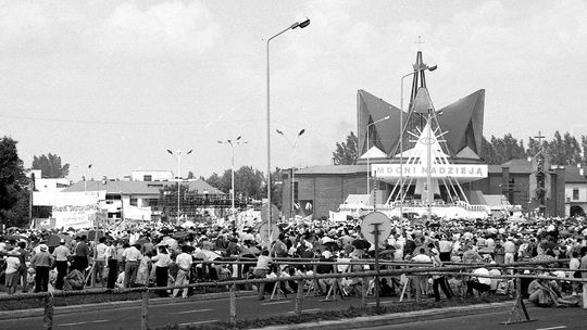 Tak w Zamościu witaliśmy Ojca Świętego Jana Pawła II. Zobacz unikatowe zdjęcia