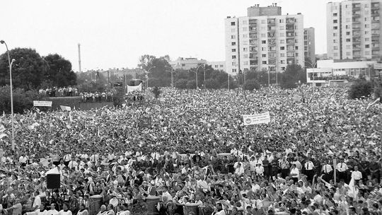 Tak w Zamościu witaliśmy Ojca Świętego Jana Pawła II. Zobacz unikatowe zdjęcia