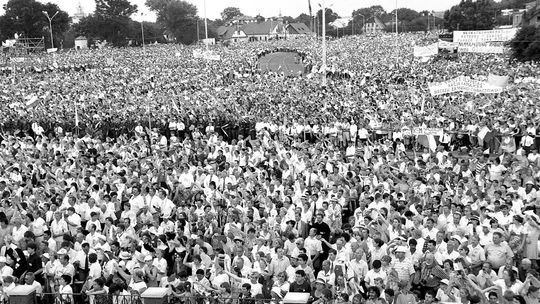Tak w Zamościu witaliśmy Ojca Świętego Jana Pawła II. Zobacz unikatowe zdjęcia
