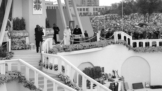 Tak w Zamościu witaliśmy Ojca Świętego Jana Pawła II. Zobacz unikatowe zdjęcia