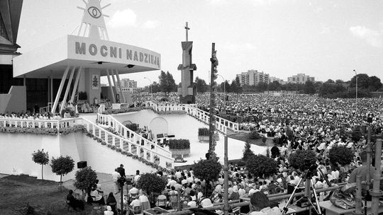 Tak w Zamościu witaliśmy Ojca Świętego Jana Pawła II. Zobacz unikatowe zdjęcia