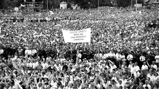 Tak w Zamościu witaliśmy Ojca Świętego Jana Pawła II. Zobacz unikatowe zdjęcia