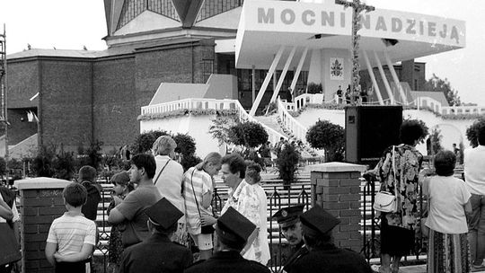 Tak w Zamościu witaliśmy Ojca Świętego Jana Pawła II. Zobacz unikatowe zdjęcia