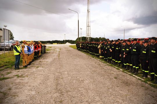 Pow. krasnostawski. Pożary, ewakuacje, ratunek z wysokości - ochotnicy w ogniu ćwiczeń. Pokazali, na co ich stać! [ZDJĘCIA]