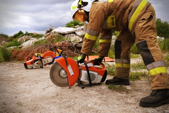 Pow. krasnostawski. Pożary, ewakuacje, ratunek z wysokości - ochotnicy w ogniu ćwiczeń. Pokazali, na co ich stać! [ZDJĘCIA]