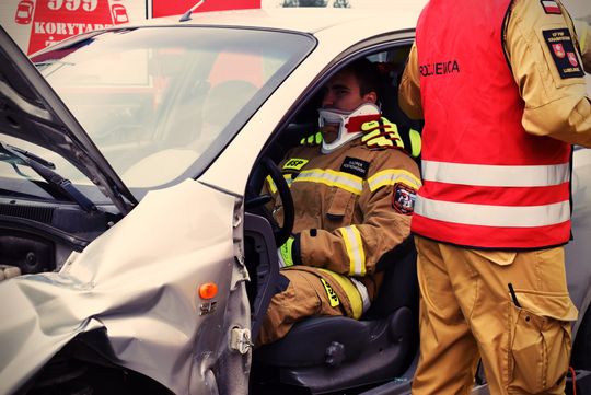 Pow. krasnostawski. Pożary, ewakuacje, ratunek z wysokości - ochotnicy w ogniu ćwiczeń. Pokazali, na co ich stać! [ZDJĘCIA]