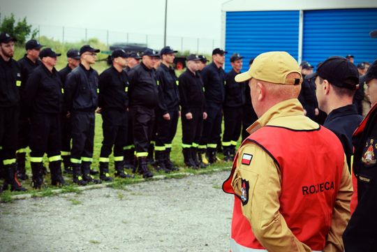 Pow. krasnostawski. Pożary, ewakuacje, ratunek z wysokości - ochotnicy w ogniu ćwiczeń. Pokazali, na co ich stać! [ZDJĘCIA]