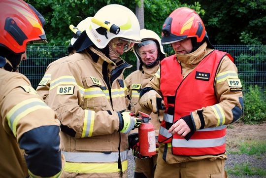 Pow. krasnostawski. Pożary, ewakuacje, ratunek z wysokości - ochotnicy w ogniu ćwiczeń. Pokazali, na co ich stać! [ZDJĘCIA]