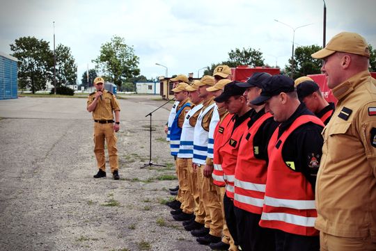 Pow. krasnostawski. Pożary, ewakuacje, ratunek z wysokości - ochotnicy w ogniu ćwiczeń. Pokazali, na co ich stać! [ZDJĘCIA]