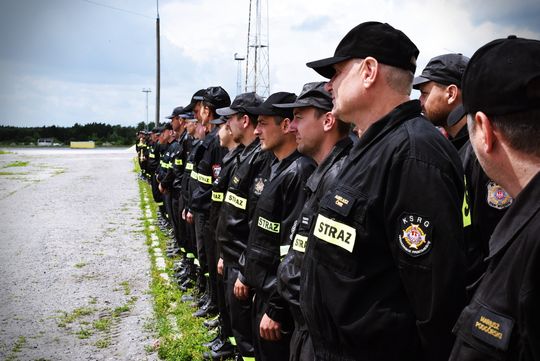 Pow. krasnostawski. Pożary, ewakuacje, ratunek z wysokości - ochotnicy w ogniu ćwiczeń. Pokazali, na co ich stać! [ZDJĘCIA]