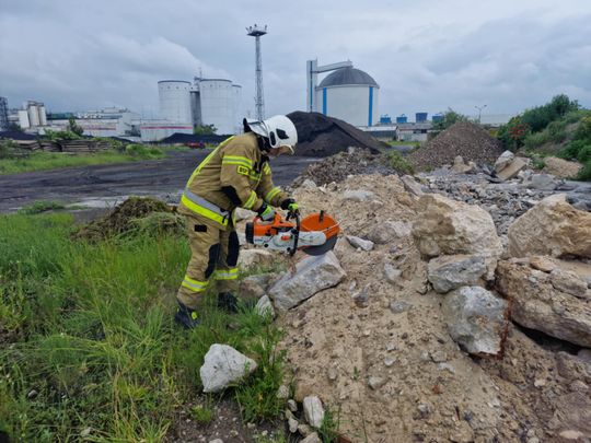 Pow. krasnostawski. Pożary, ewakuacje, ratunek z wysokości - ochotnicy w ogniu ćwiczeń. Pokazali, na co ich stać! [ZDJĘCIA]