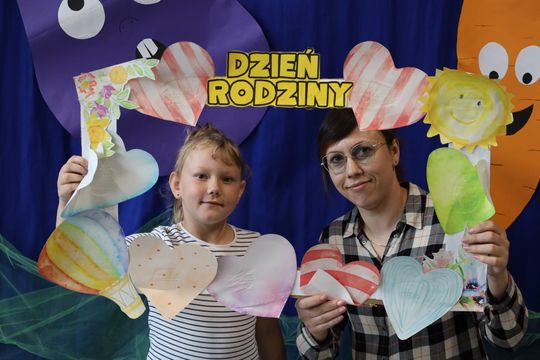 Radosny Dzień Rodziny w Szkole Podstawowej w Leśniowicach [GALERIA ZDJĘĆ]