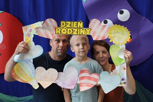 Radosny Dzień Rodziny w Szkole Podstawowej w Leśniowicach [GALERIA ZDJĘĆ]
