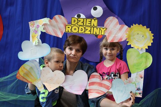 Radosny Dzień Rodziny w Szkole Podstawowej w Leśniowicach [GALERIA ZDJĘĆ]