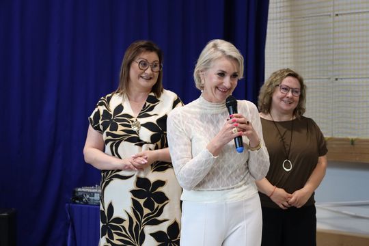 Radosny Dzień Rodziny w Szkole Podstawowej w Leśniowicach [GALERIA ZDJĘĆ]