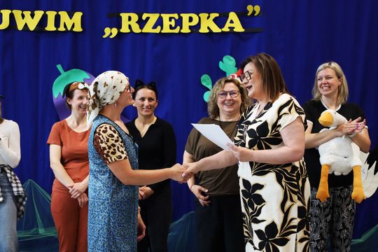 Radosny Dzień Rodziny w Szkole Podstawowej w Leśniowicach [GALERIA ZDJĘĆ]