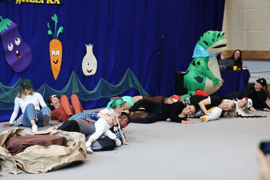 Radosny Dzień Rodziny w Szkole Podstawowej w Leśniowicach [GALERIA ZDJĘĆ]