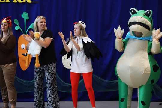 Radosny Dzień Rodziny w Szkole Podstawowej w Leśniowicach [GALERIA ZDJĘĆ]