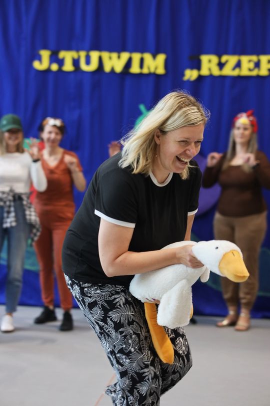 Radosny Dzień Rodziny w Szkole Podstawowej w Leśniowicach [GALERIA ZDJĘĆ]