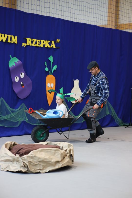 Radosny Dzień Rodziny w Szkole Podstawowej w Leśniowicach [GALERIA ZDJĘĆ]